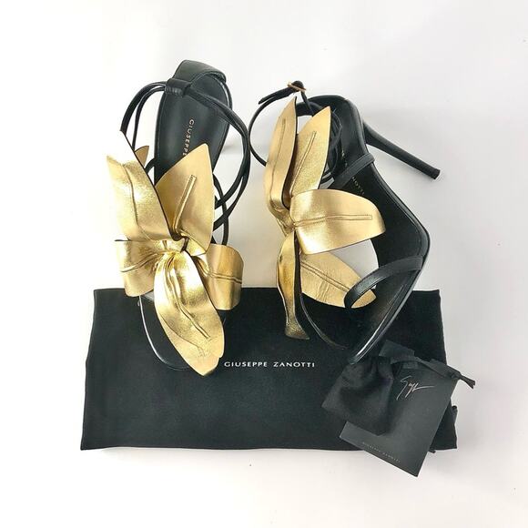NEW Giuseppe Zanotti Lilium Flower Appliqué Strappy High Heel Sandals 38.5 - Picture 1 of 10